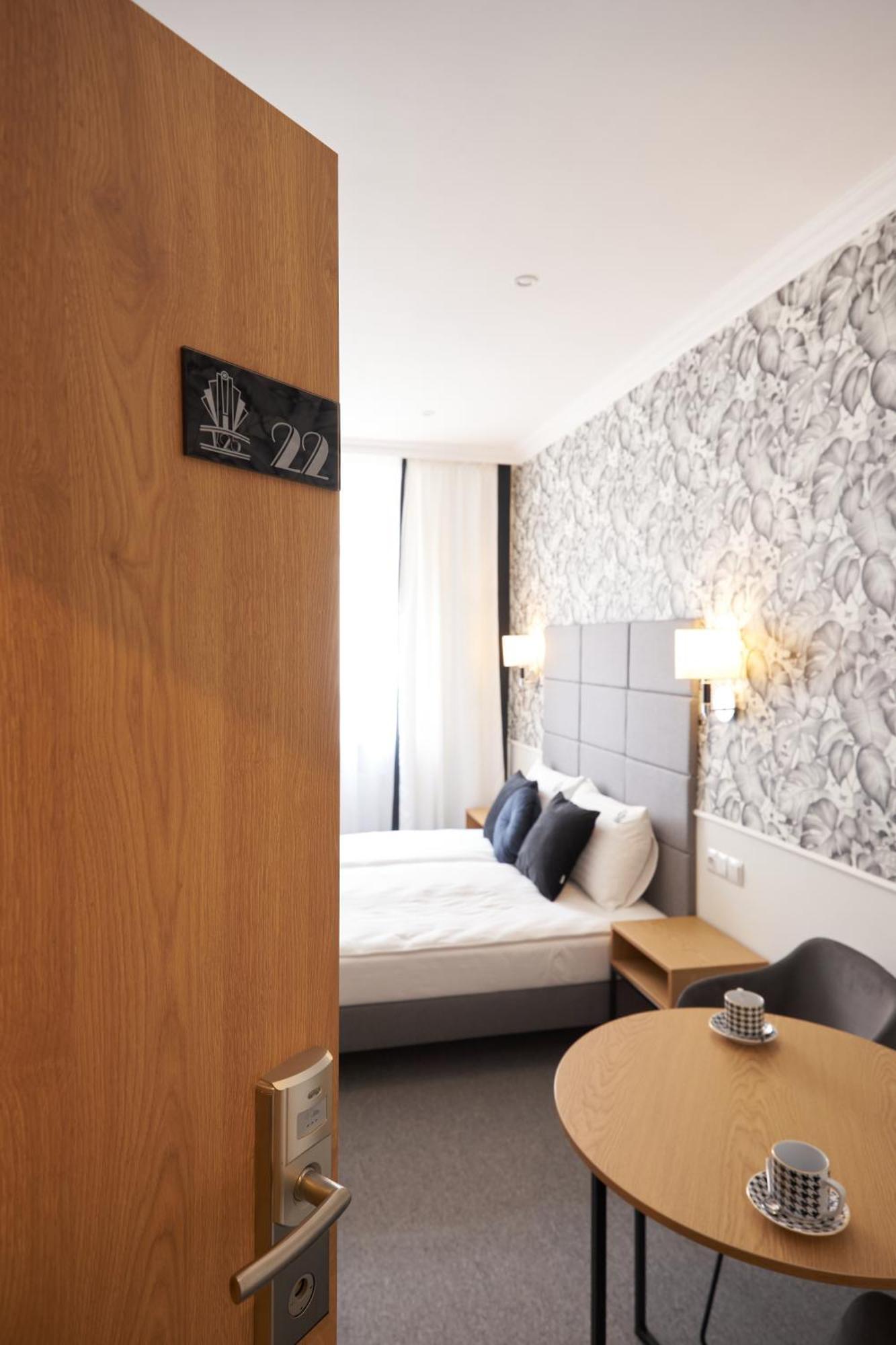 Apartamenty Klasztorna 25 Poznań Buitenkant foto